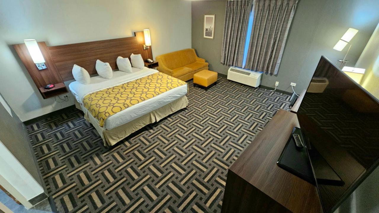 Baymont By Wyndham Chicago/Calumet City Exterior photo