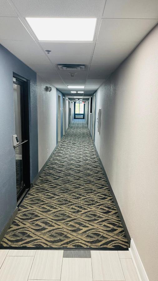 Baymont By Wyndham Chicago/Calumet City Exterior photo