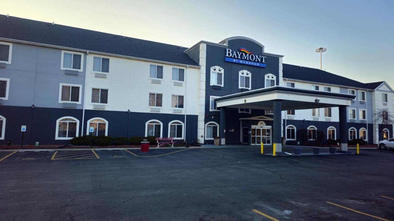 Baymont By Wyndham Chicago/Calumet City Exterior photo